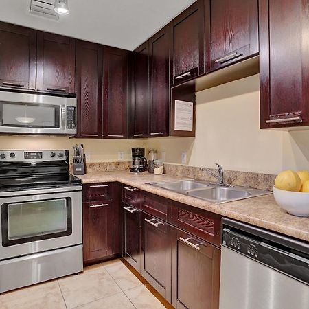 Dharma Home Suites South Miami At Red Road Commons Eksteriør bilde