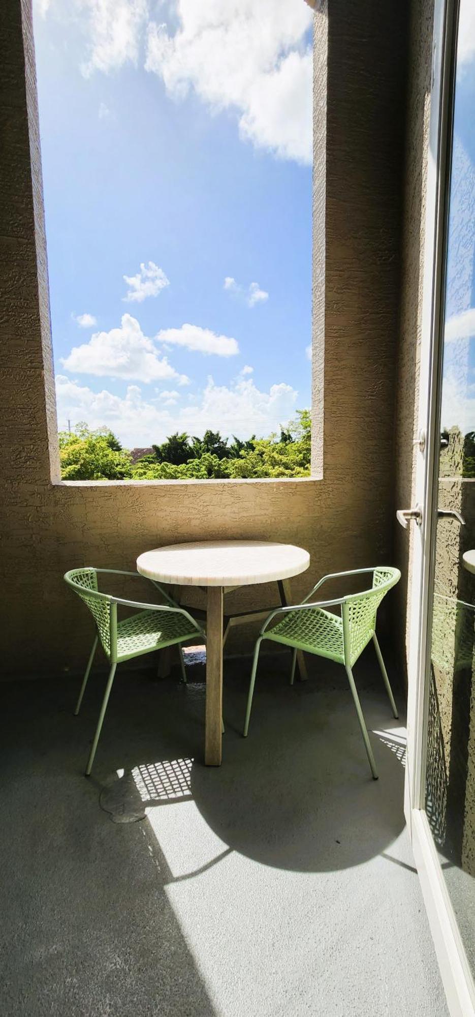 Dharma Home Suites South Miami At Red Road Commons Eksteriør bilde