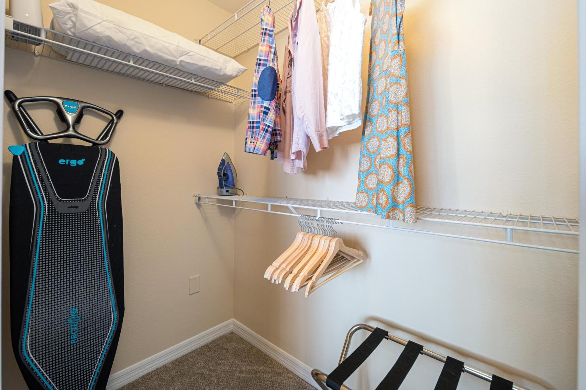 Dharma Home Suites South Miami At Red Road Commons Eksteriør bilde